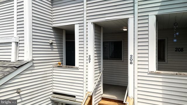 207 CREEKSIDE DR #167, Newark, DE 19711