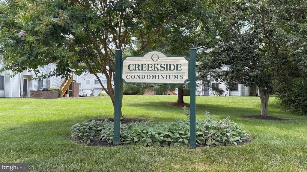 207 CREEKSIDE DR #167, Newark, DE 19711
