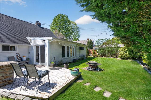 2101 Salisbury Park Drive, Westbury, NY 11590