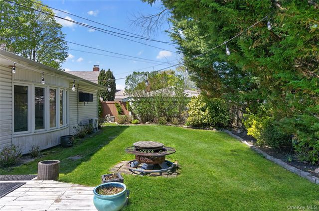 2101 Salisbury Park Drive, Westbury, NY 11590