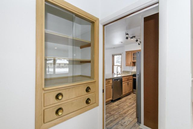 7028 W Crawford AVENUE, Milwaukee, WI 53220