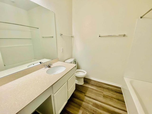 2008 Alexander Oaks DR, Leander, TX 78641
