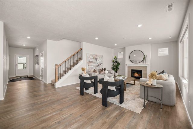 10837 N Paiute Dr, Spokane, WA 99208