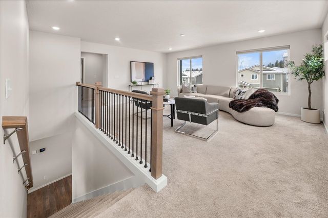 10837 N Paiute Dr, Spokane, WA 99208