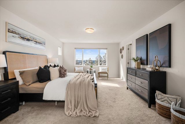 10837 N Paiute Dr, Spokane, WA 99208