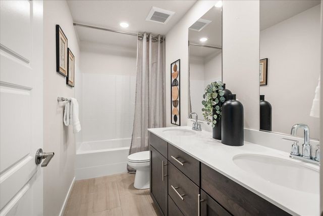 10837 N Paiute Dr, Spokane, WA 99208