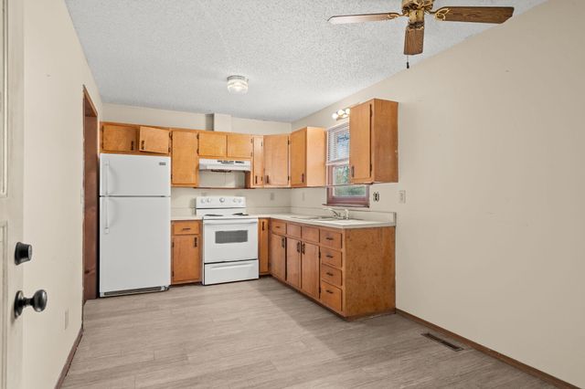 1156 State Hwy 76, Branson, MO 65616