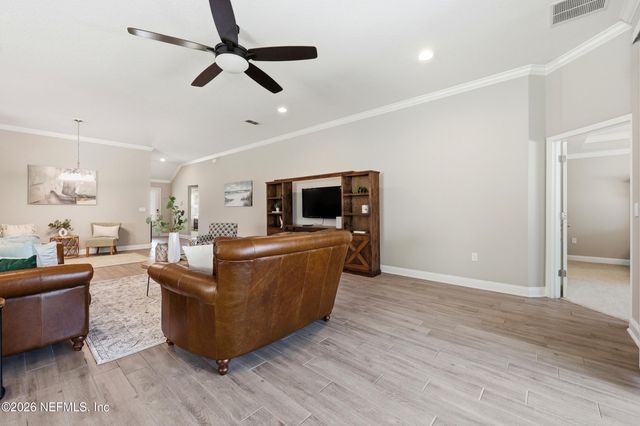 2930 OAK STREAM Drive, Green Cove Springs, FL 32043