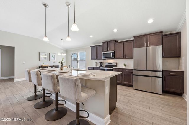 2930 OAK STREAM Drive, Green Cove Springs, FL 32043