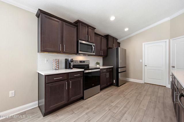 2930 OAK STREAM Drive, Green Cove Springs, FL 32043