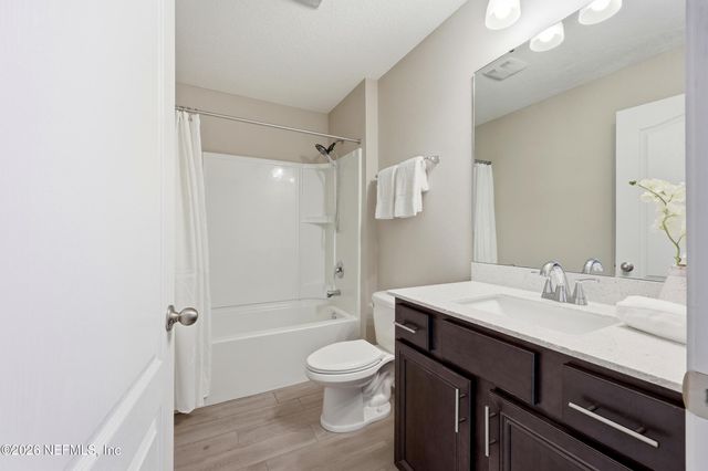 2930 OAK STREAM Drive, Green Cove Springs, FL 32043