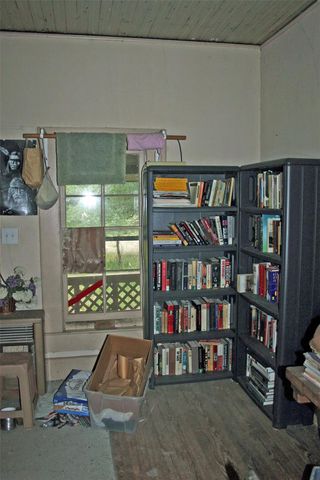 7887 Pettytown RD, Red Rock, TX 78662