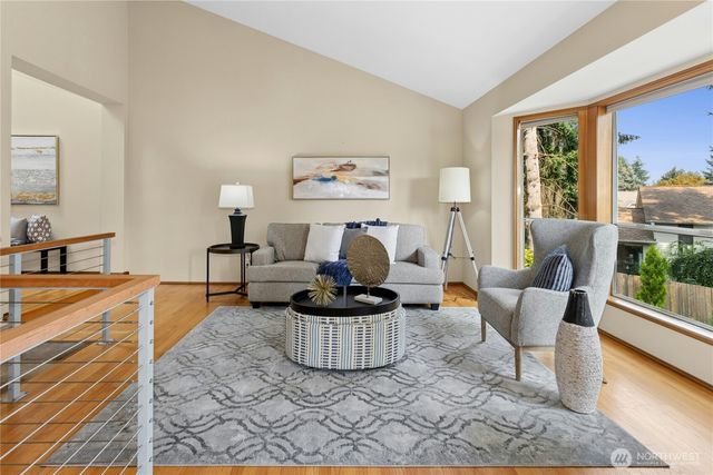 17102 NE 37th Place, Bellevue, WA 98008