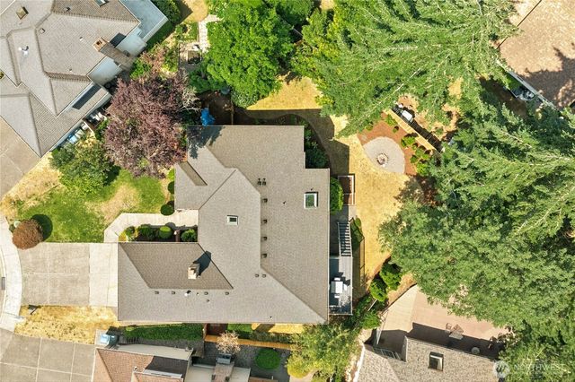 17102 NE 37th Place, Bellevue, WA 98008