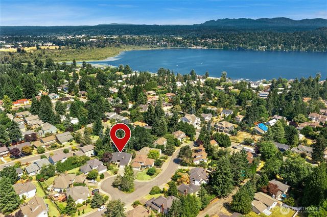 17102 NE 37th Place, Bellevue, WA 98008