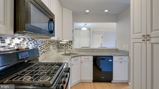 112 HICKORY CT, Lansdale, PA 19446