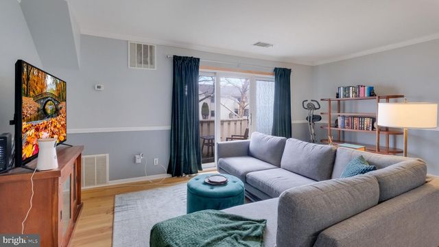 112 HICKORY CT, Lansdale, PA 19446