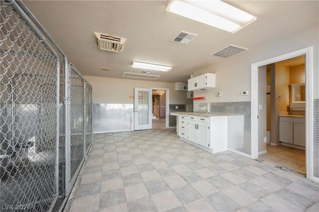 5180 North Dapple Gray Road, Las Vegas, NV 89149