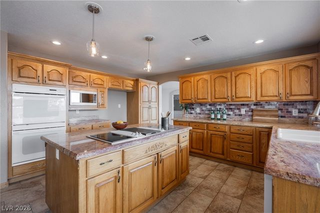 5180 North Dapple Gray Road, Las Vegas, NV 89149