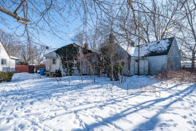 23391 Lawson Avenue, Warren, MI 48089