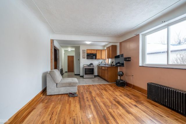 23391 Lawson Avenue, Warren, MI 48089