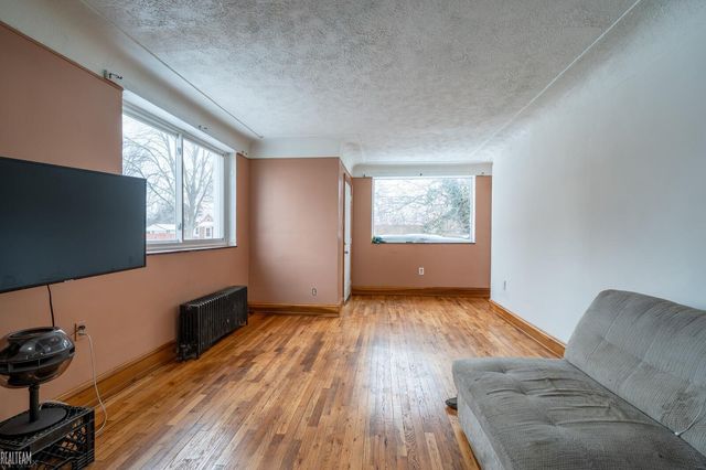 23391 Lawson Avenue, Warren, MI 48089