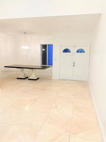 1581 SW 106 AVE 0, Pembroke Pines, FL 33025