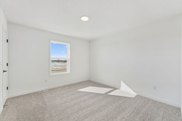661 Sierra Parkway, Waconia, MN 55387