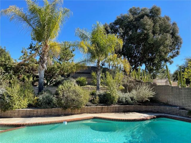 282 Summit Road, La Verne, CA 91750