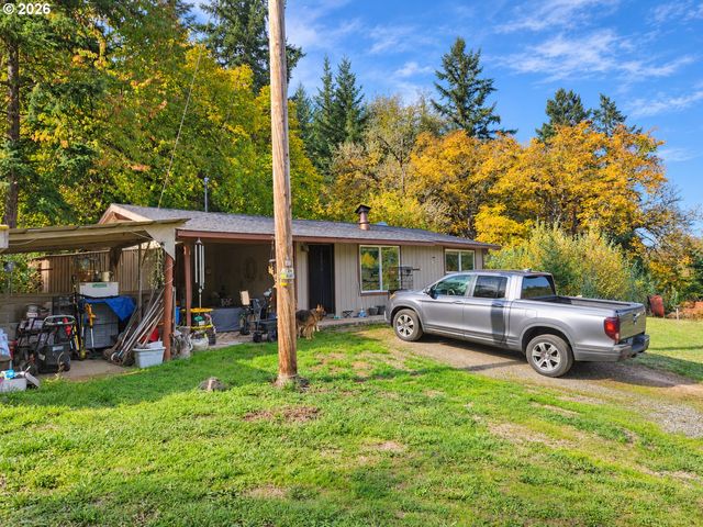 85266 CHEZEM Rd, Eugene, OR 97405