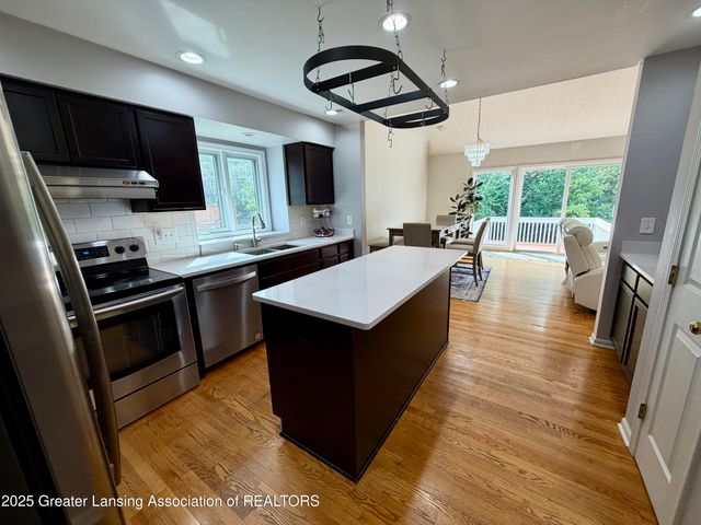 16790 Printemp Drive, East Lansing, MI 48823