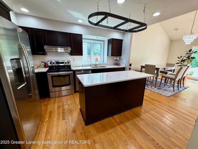 16790 Printemp Drive, East Lansing, MI 48823