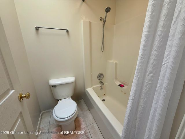 16790 Printemp Drive, East Lansing, MI 48823