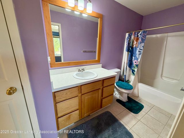 16790 Printemp Drive, East Lansing, MI 48823