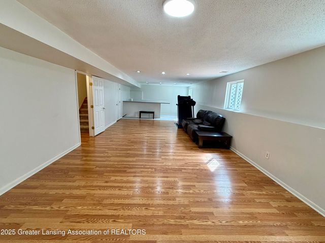 16790 Printemp Drive, East Lansing, MI 48823