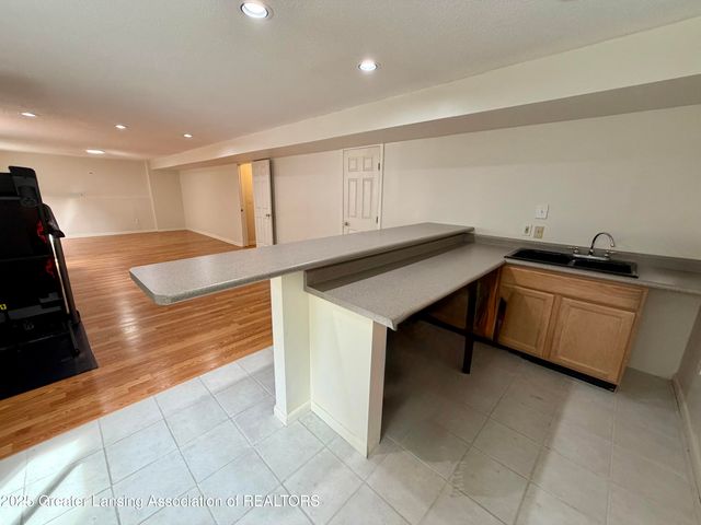 16790 Printemp Drive, East Lansing, MI 48823