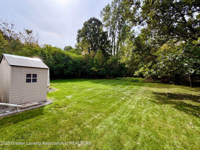 16790 Printemp Drive, East Lansing, MI 48823