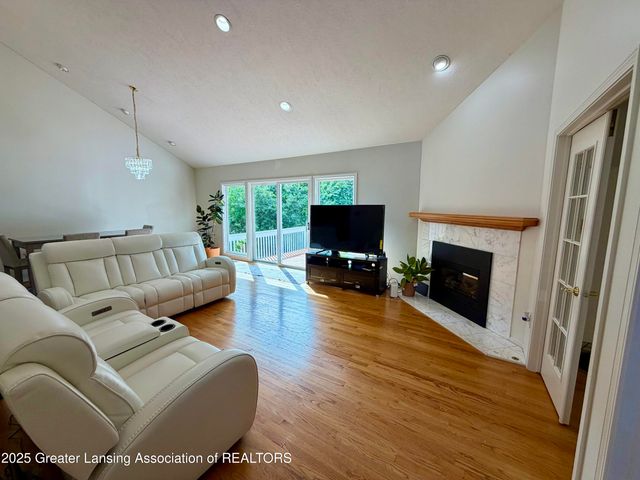 16790 Printemp Drive, East Lansing, MI 48823