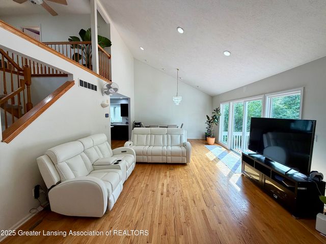 16790 Printemp Drive, East Lansing, MI 48823