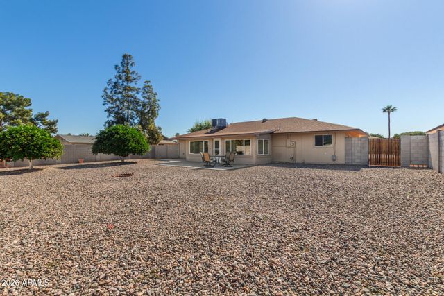 9822 W PEBBLE BEACH Drive, Sun City, AZ 85351