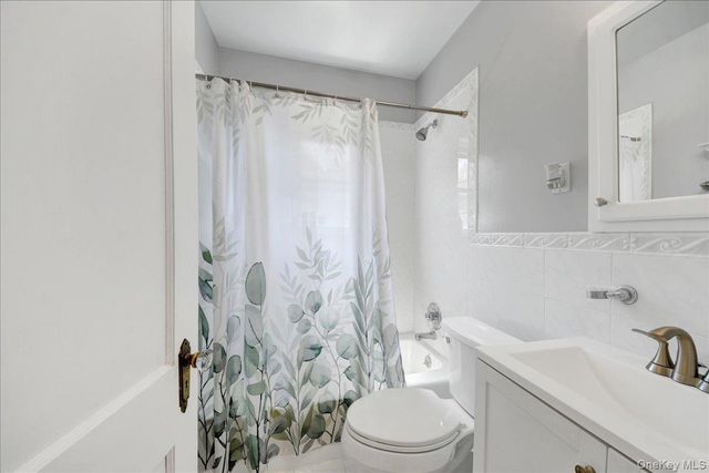 183 Elwood Avenue, Hawthorne, NY 10532