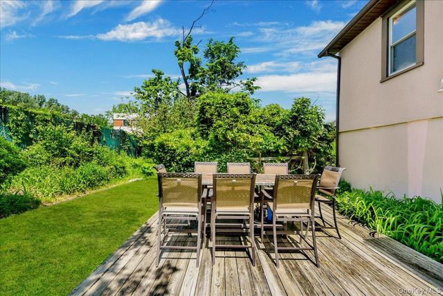 183 Elwood Avenue, Hawthorne, NY 10532