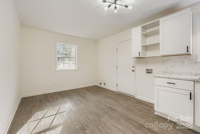 6104 Bridlewood Lane, Charlotte, NC 28215