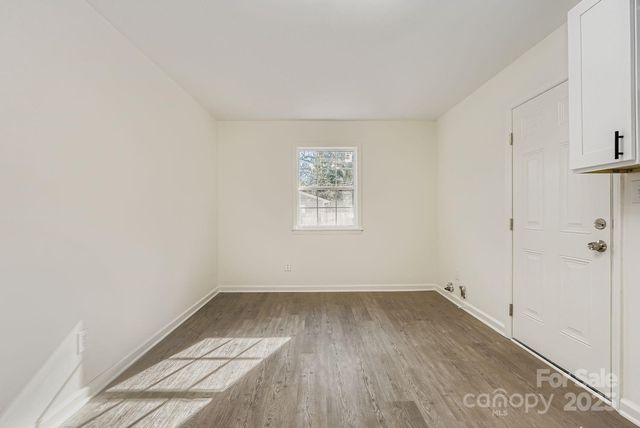 6104 Bridlewood Lane, Charlotte, NC 28215