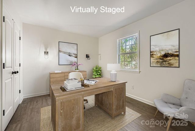 6104 Bridlewood Lane, Charlotte, NC 28215