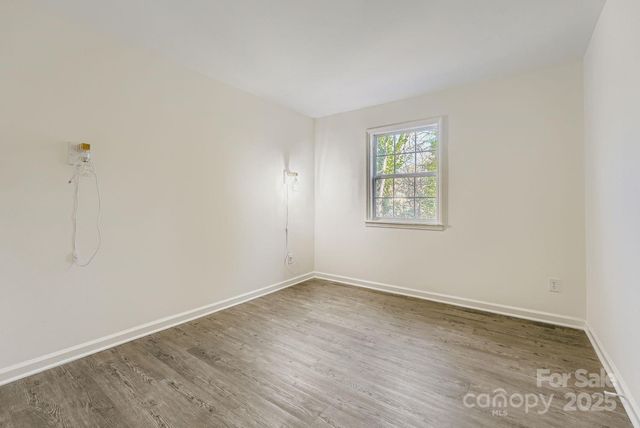 6104 Bridlewood Lane, Charlotte, NC 28215