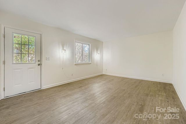 6104 Bridlewood Lane, Charlotte, NC 28215