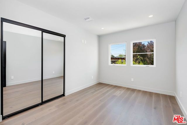 4963 CLYBOURN Avenue, Toluca Lake (los Angeles), CA 91601