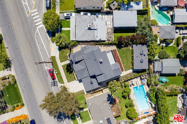 4963 CLYBOURN Avenue, Toluca Lake (los Angeles), CA 91601