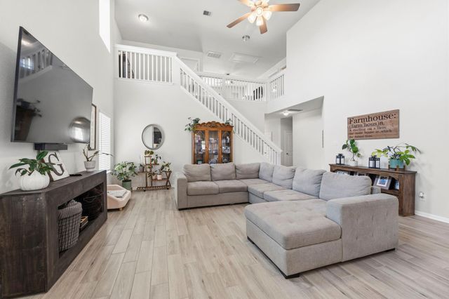 2401 Abbot Brook Drive, Rosharon, TX 77583
